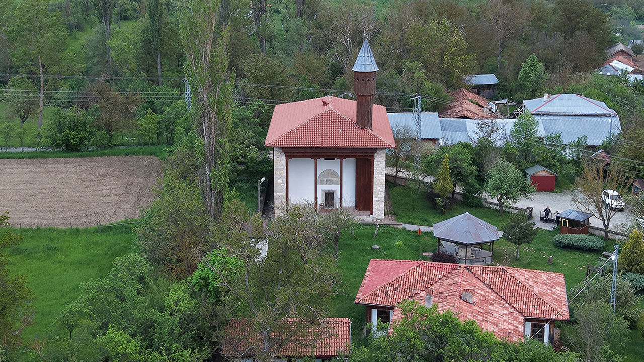Mahmutbey Cami 22