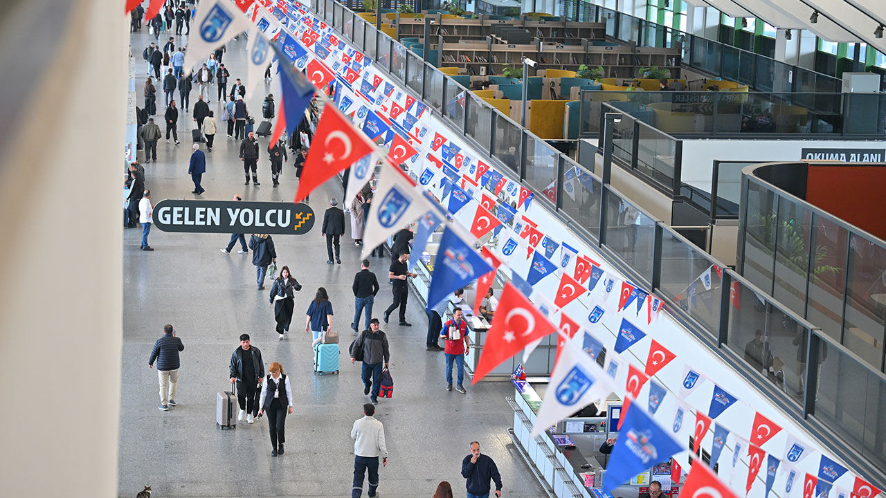 Otogar Yolcu Aşti 33