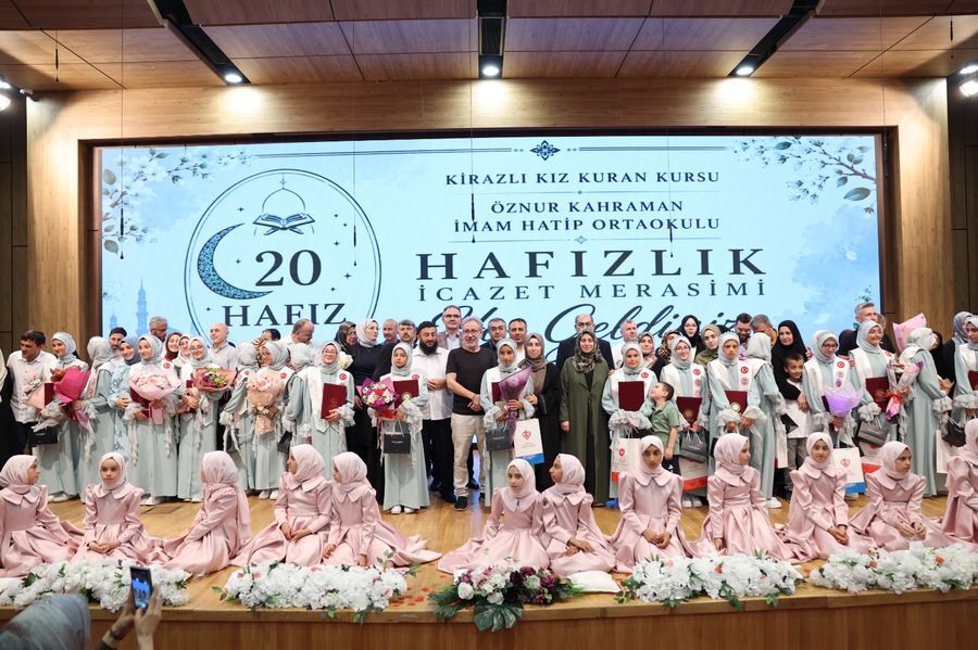 Bağcılar’da 20 hafız için icazet merasimi düzenlendi