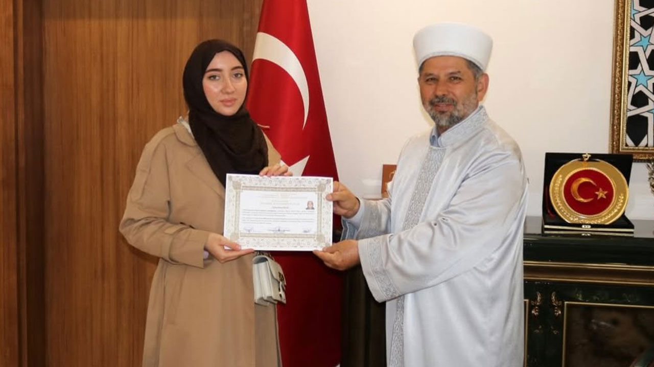 Rusya vatandaşı Teplova, Mardin'de Müslüman oldu