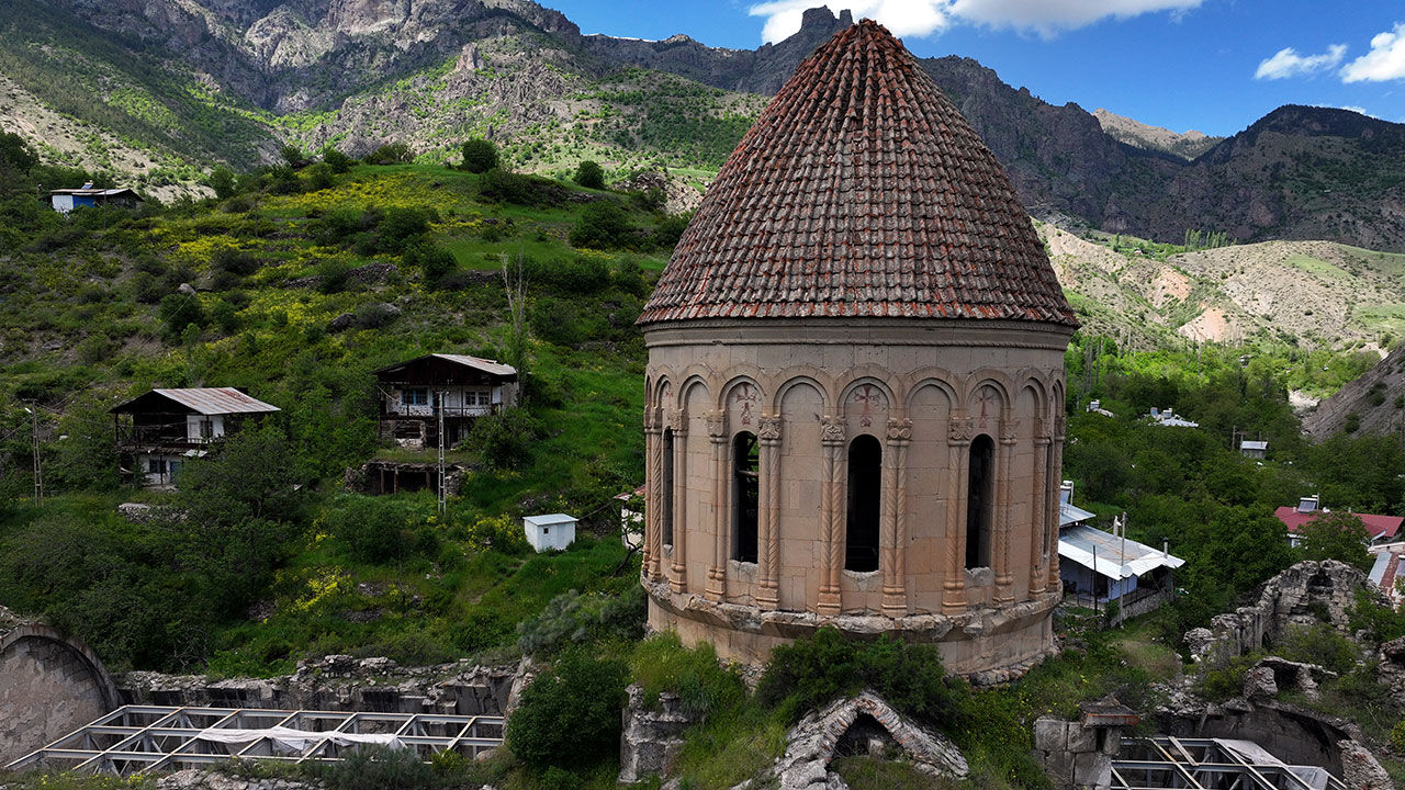 Öşvank Klisesi 3