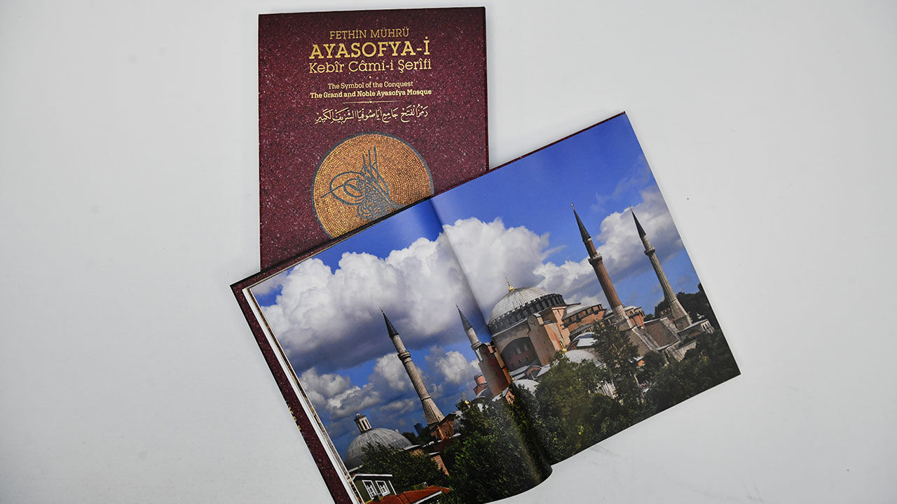 Ayasofya'nın kültürel mirasını kayıt altına alan çalışma yayımlandı
