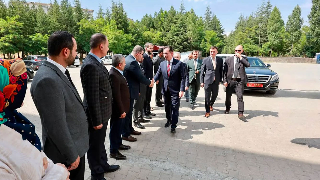 Bitlis Vali Ziyaret 3