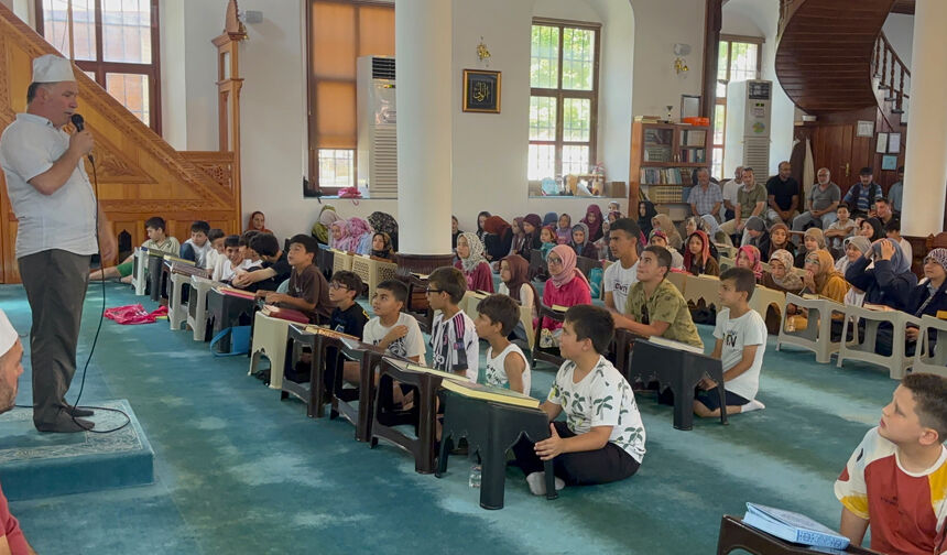 150 Öğrenci 10 Dakikada Hatim Yaptı 2