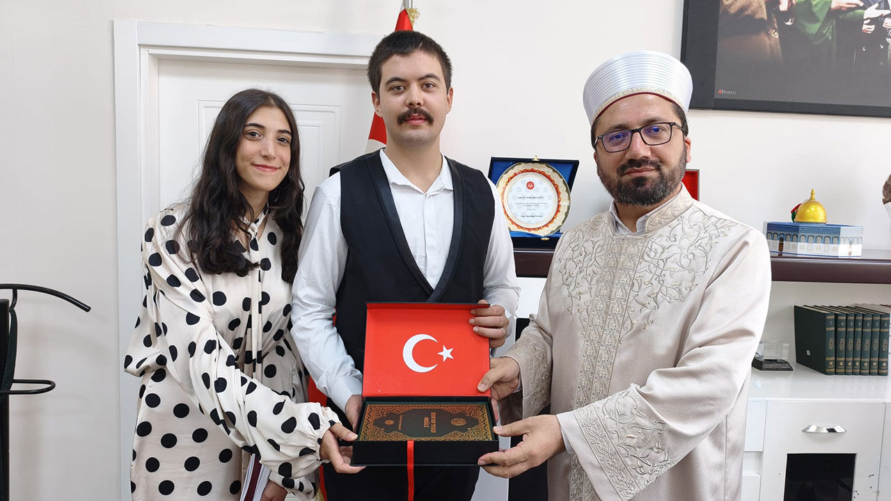İki İnsan Bir Hayat projesiyle dünya evine girdiler