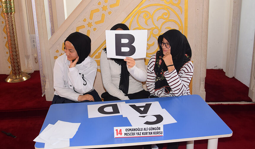 Yaz Kur'an Kursu Öğrencileri Hem Öğrendi Hem Yarıştı 17