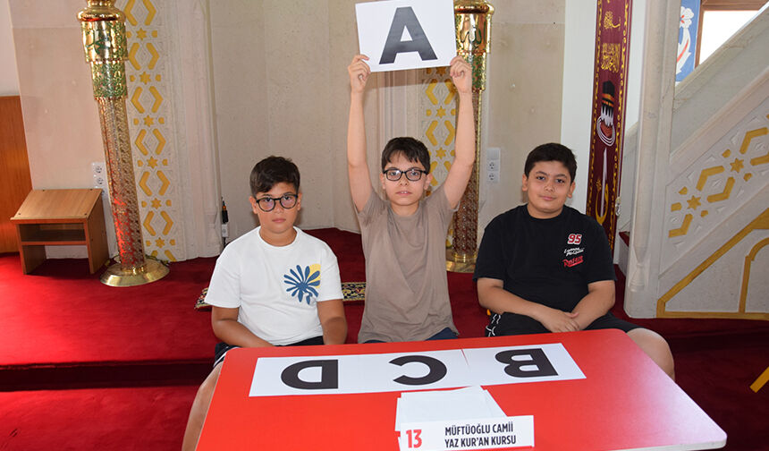 Yaz Kur'an Kursu Öğrencileri Hem Öğrendi Hem Yarıştı 18