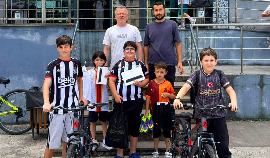 Yaz Kur’an Kursu Öğrencilerinin Ödül Sevinci 2
