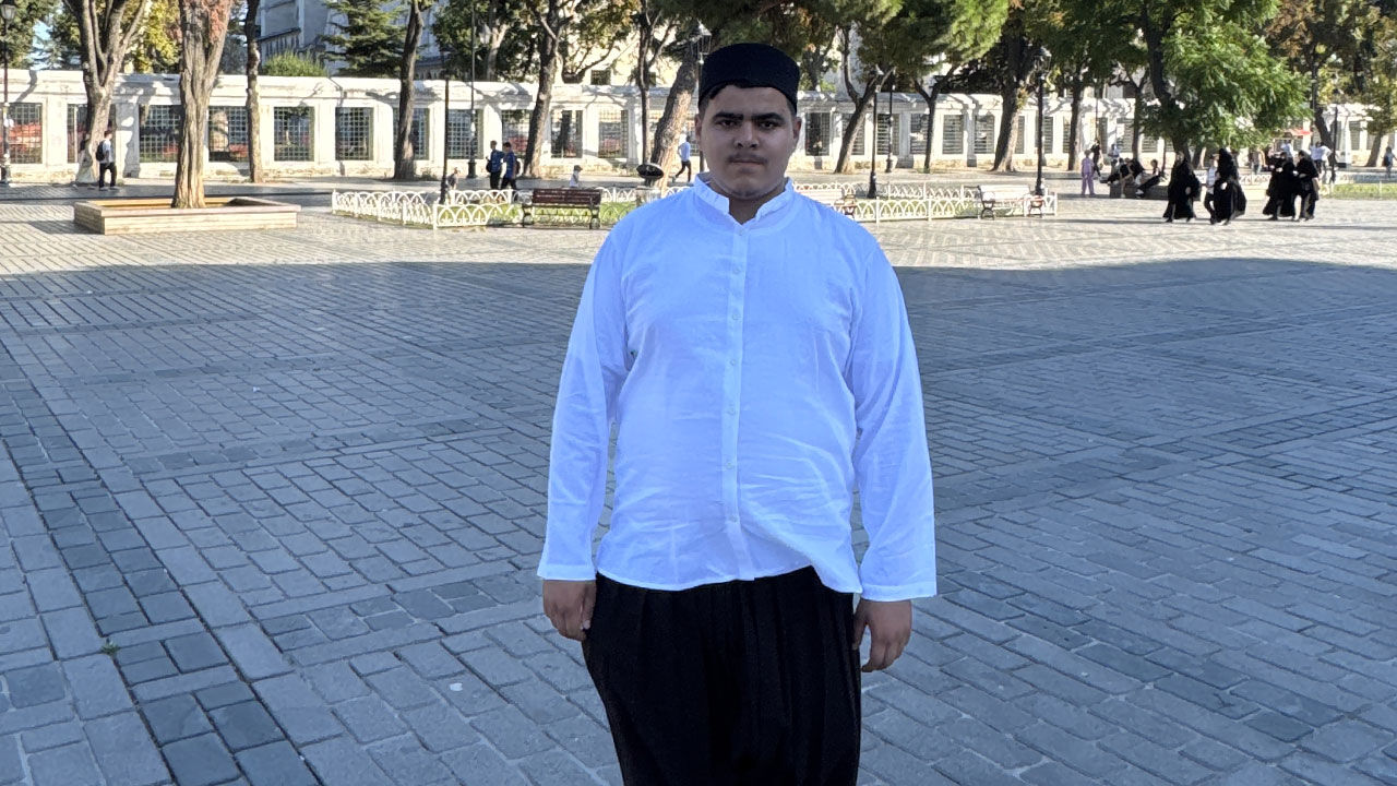 İmam hatipli genç, İstanbul'dan otostopla umre gitti