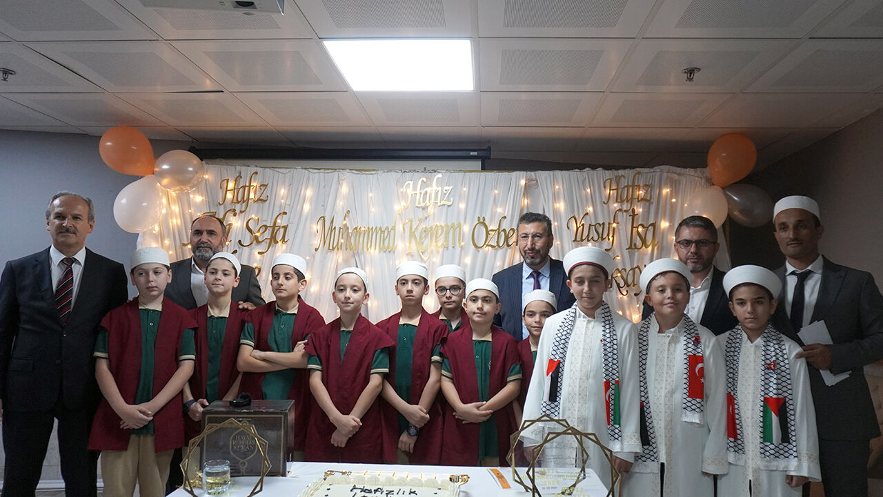 6 Ayda Hafız Oldular