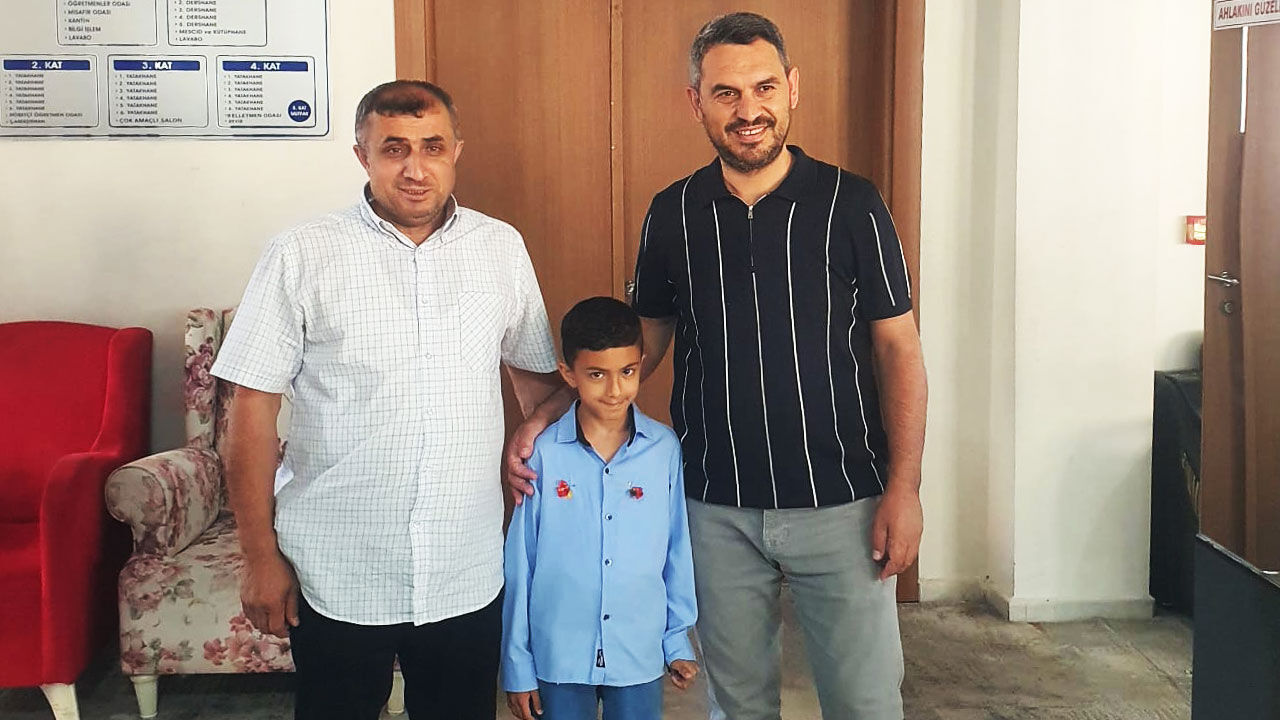 8 Yaşında hafız oldu