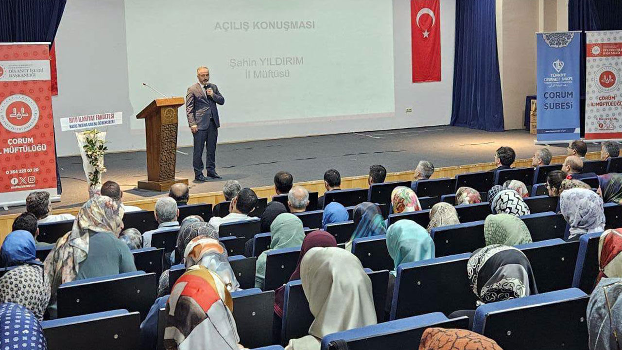 Çorum'da Hz. Peygamber konferansı