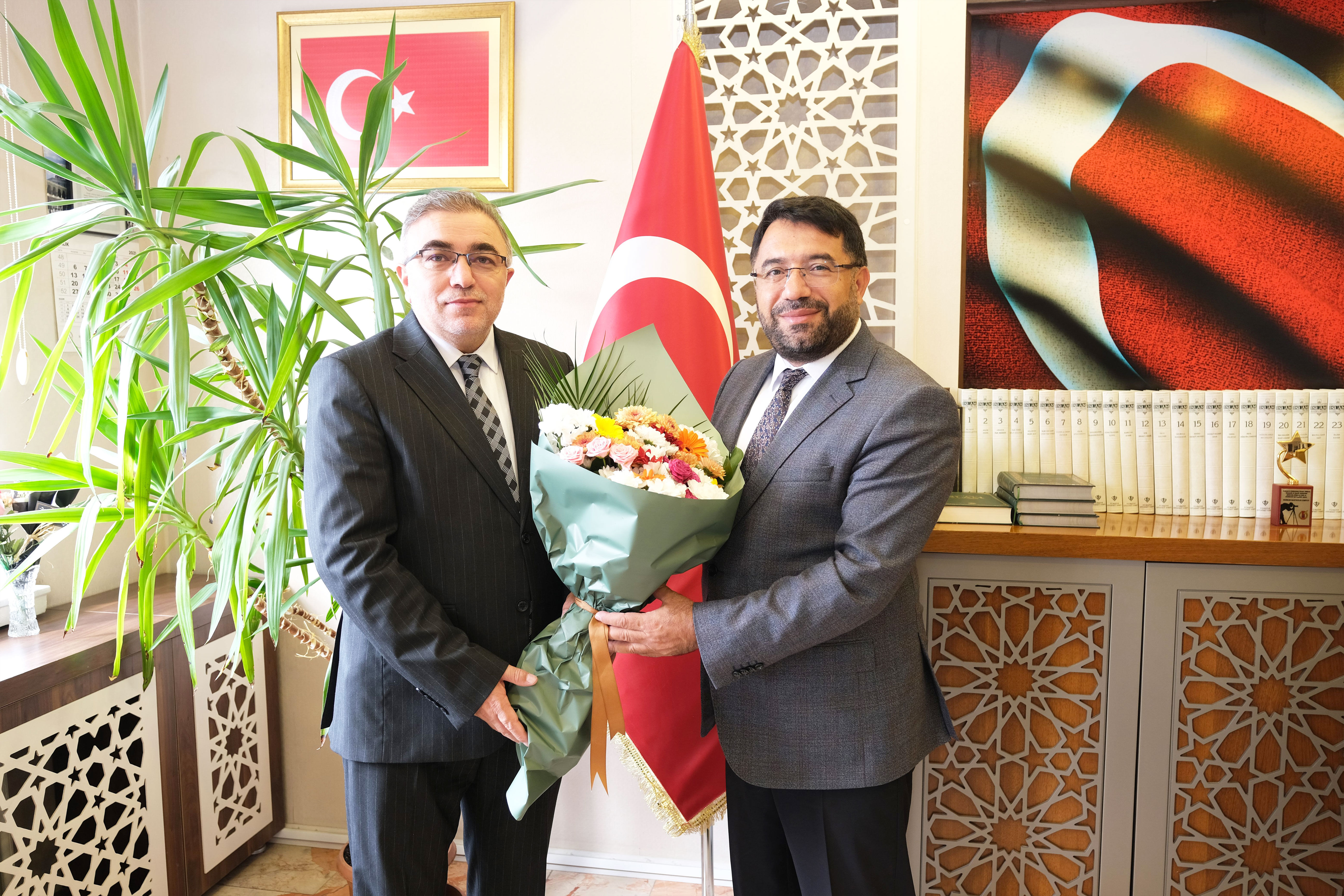 Erzincan'da devir teslim