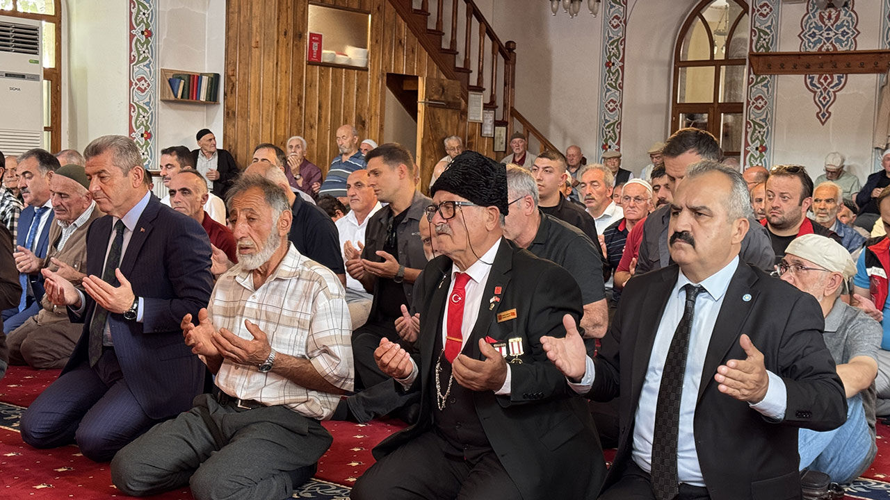 Gaziler için mevlit okundu