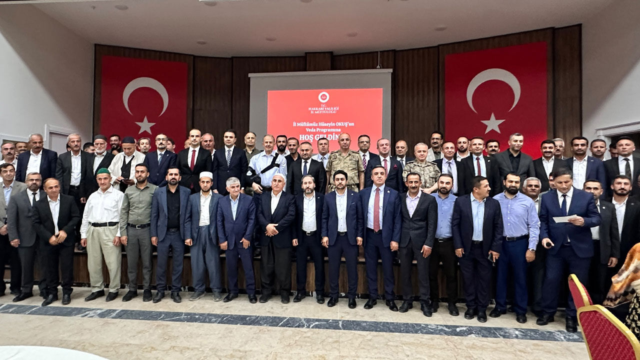 Hakkari Müftüsü Okuş, personele veda etti