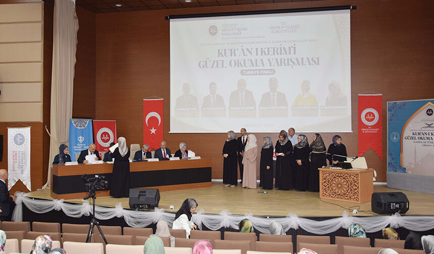 Kur'an I Kerim’i Güzel Okuma Kadınlar Türkiye Finali Giresun'da Yapıldı 10