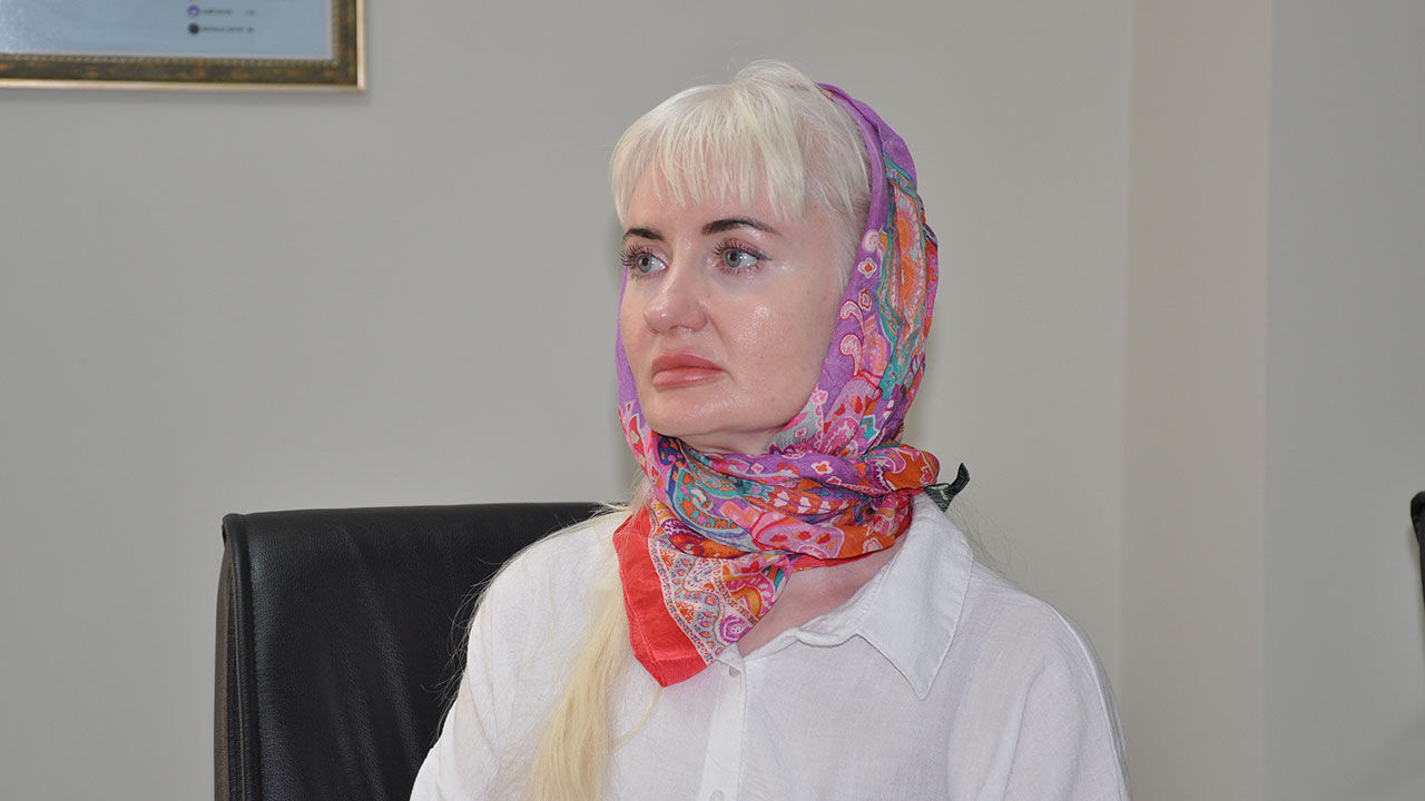 Mersin'de yaşayan Rus kadın Müslüman oldu