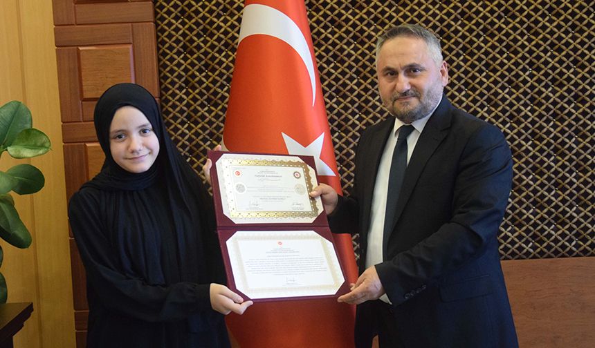 10 Öğrenci Hafızlık Icazet Belgelerini Aldı 13