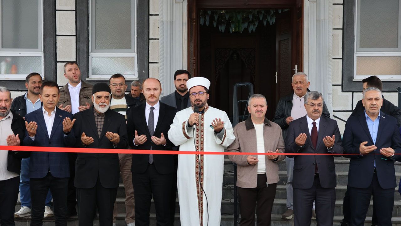 Adıyaman’da Karaoğlanoğlu Kardeşler Camii açıldı
