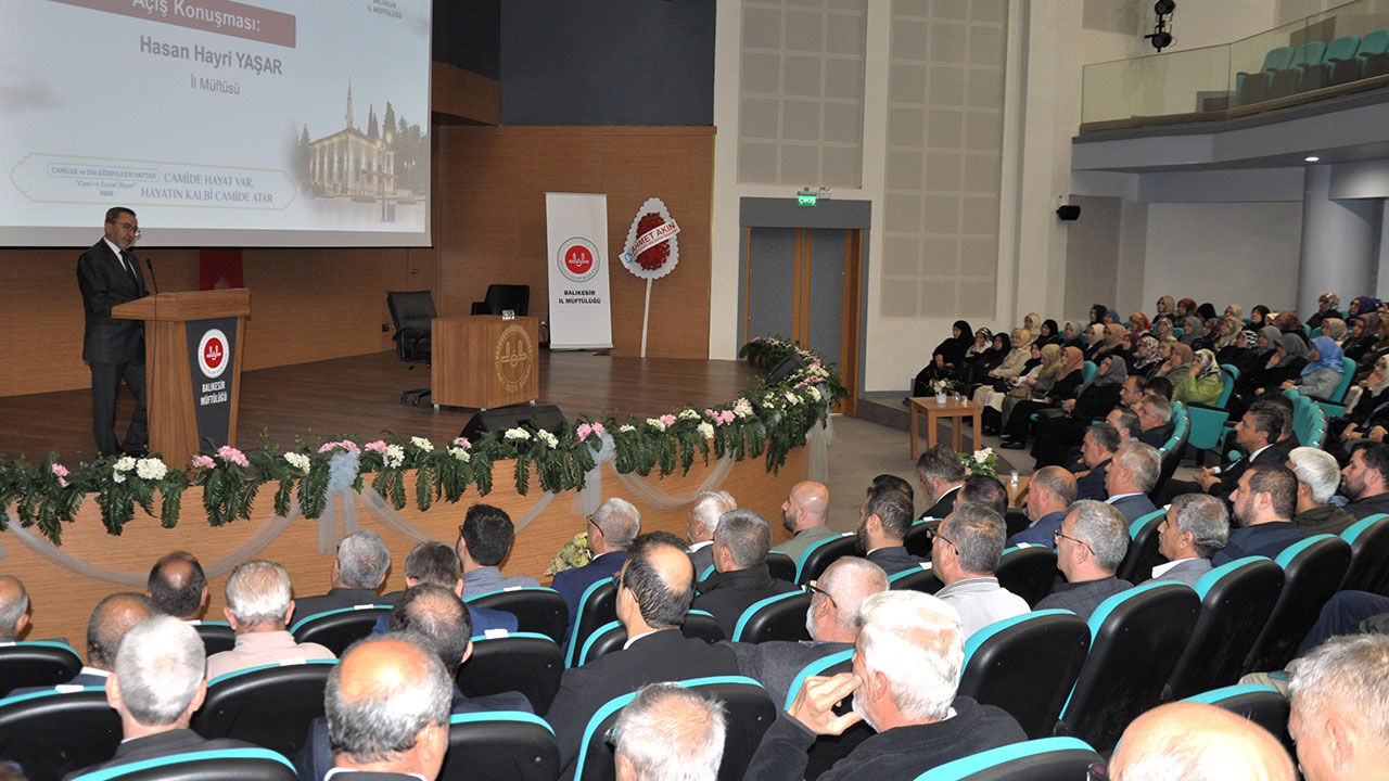 Balıkesir'de din hizmetinin önemi konuşuldu