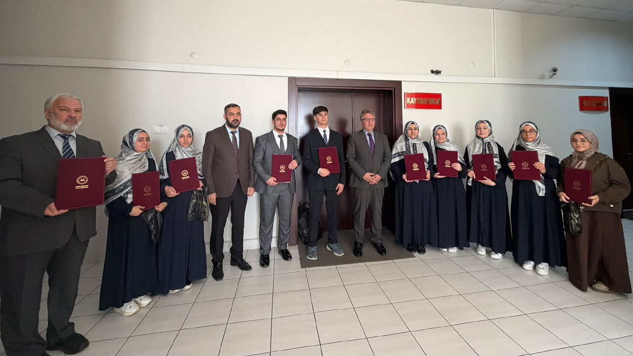 Bozuyuk Hafızlar Belge Aldı 1