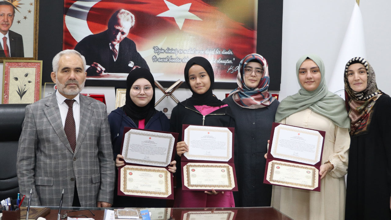 Çankırı'da hafızlar belge aldı