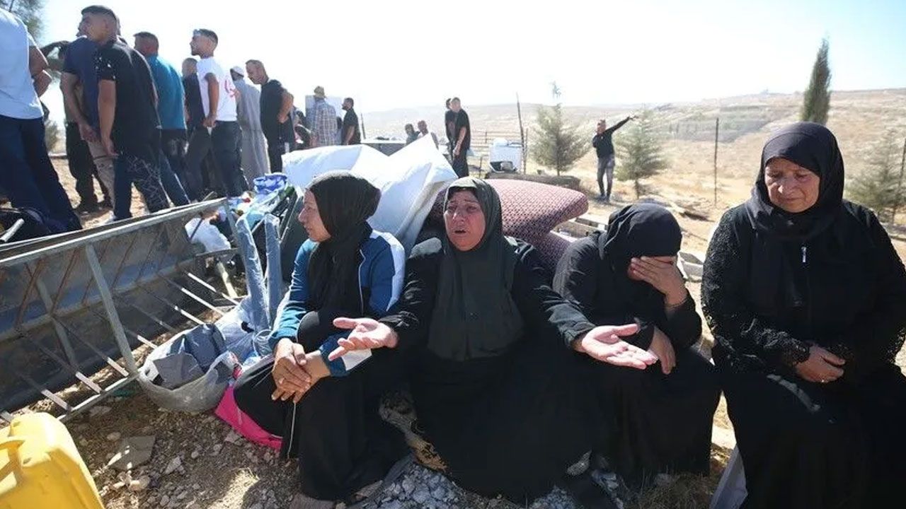 2 bin 649 Filistinli yerinden edildi