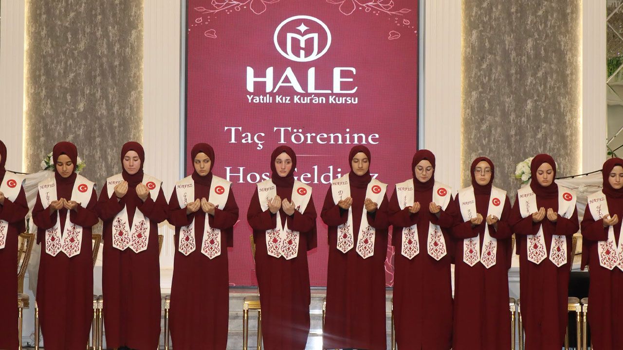 Konya Hafızlık Taç Giydirme Merasimi 2