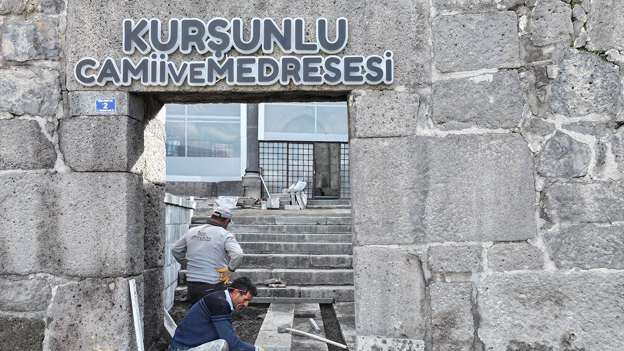 Kurşunlu Cami 1