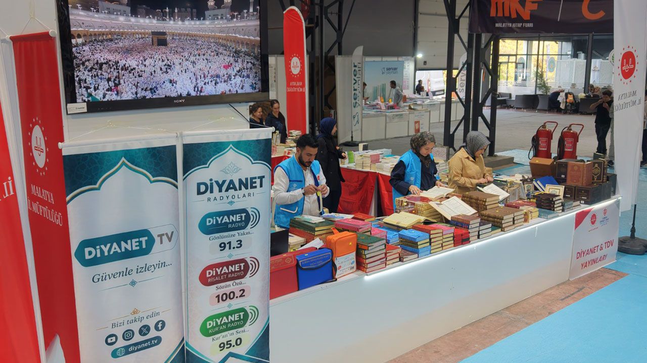 Malatyada Kitap Fuarı Standı 4